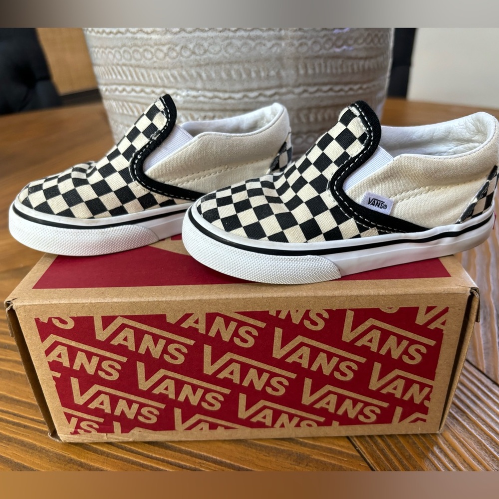 Toddler Classic Slip on Vans